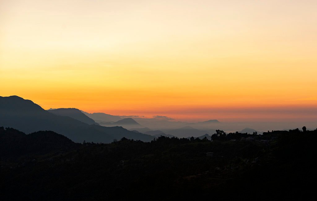 dawn at dhampus annapurna range